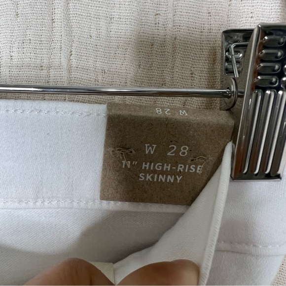 Madewell 11" High-Rise Skinny Jeans in Pure White size 28 - Picture 8 of 10